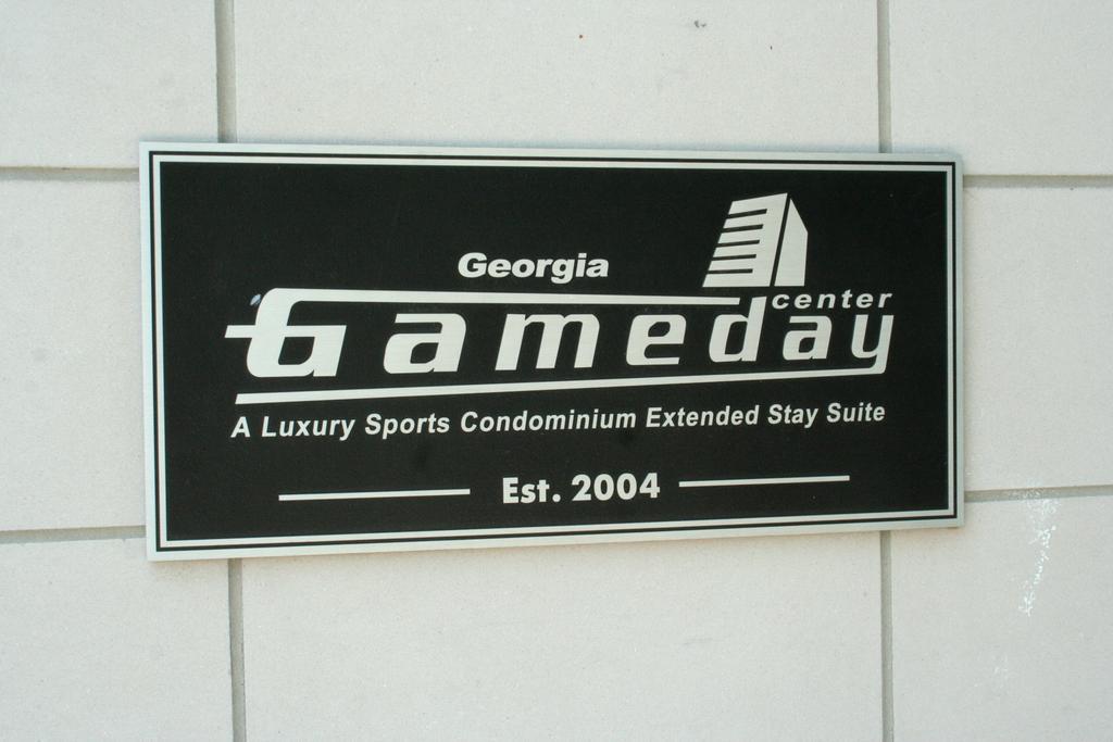 Отель Georgia Gameday Center Атенс Экстерьер фото
