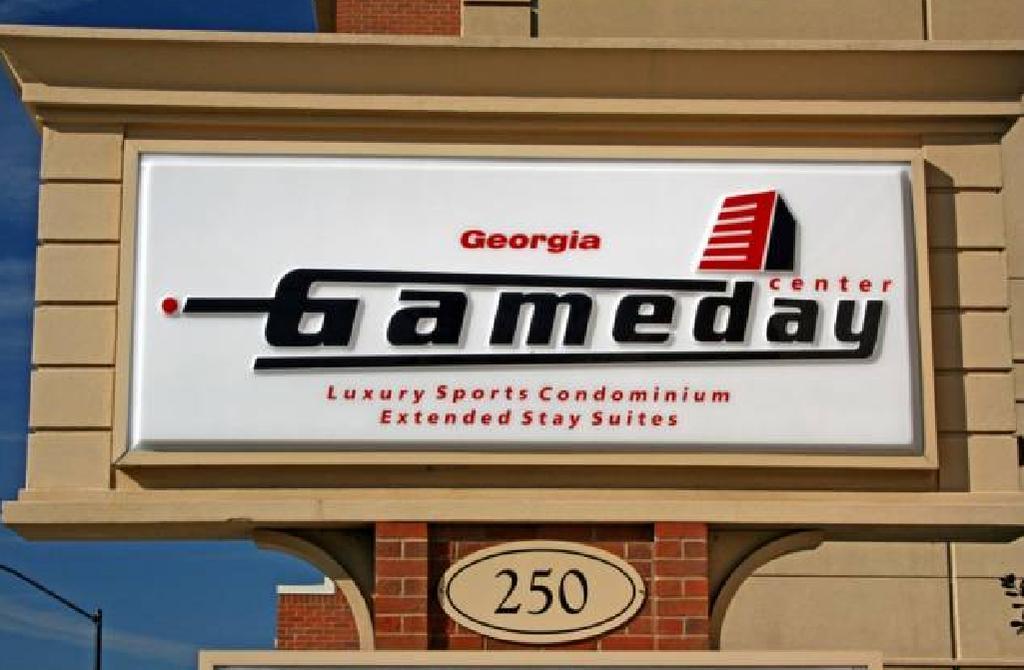 Отель Georgia Gameday Center Атенс Экстерьер фото